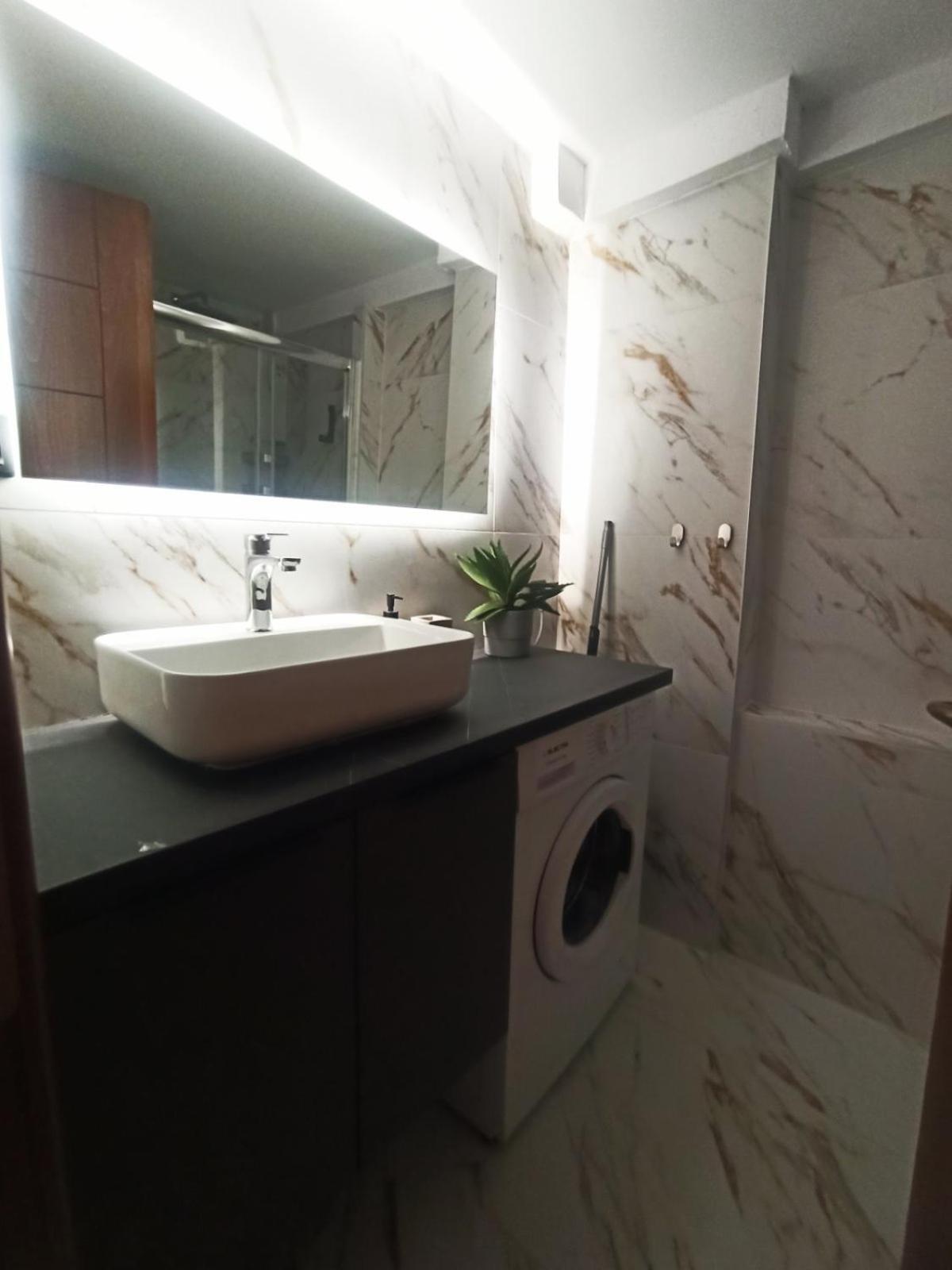 Down Town Luxurious Apartments 7 Alexandroupoli Bagian luar foto